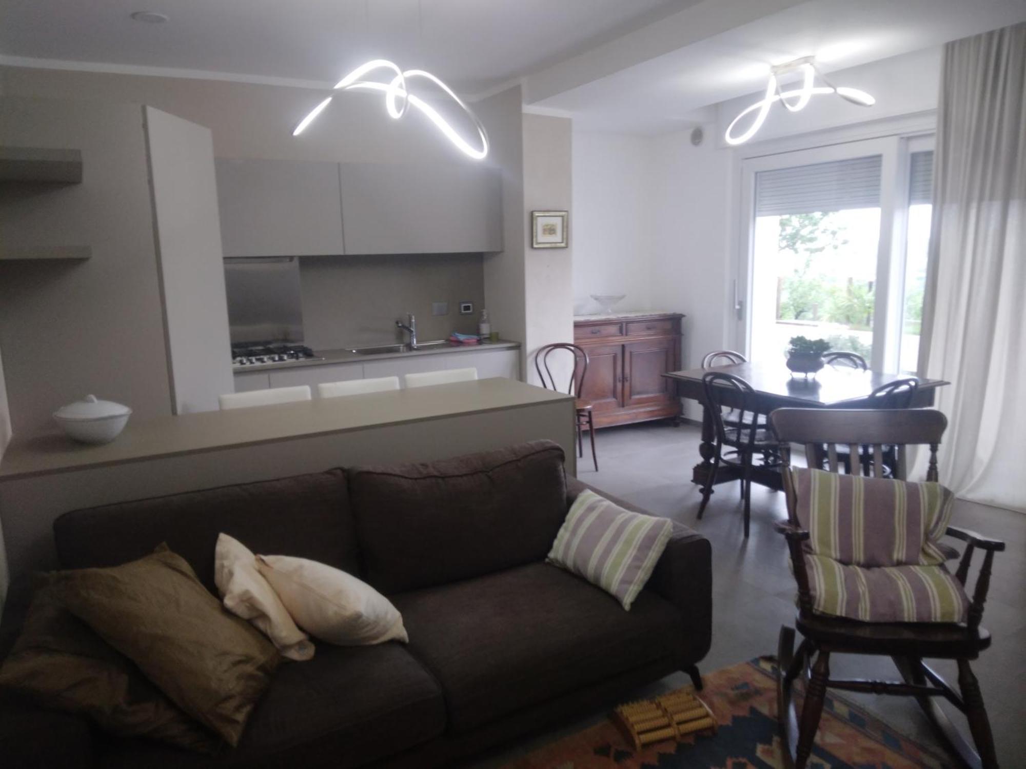דירות אלבה Cicci House מראה חיצוני תמונה