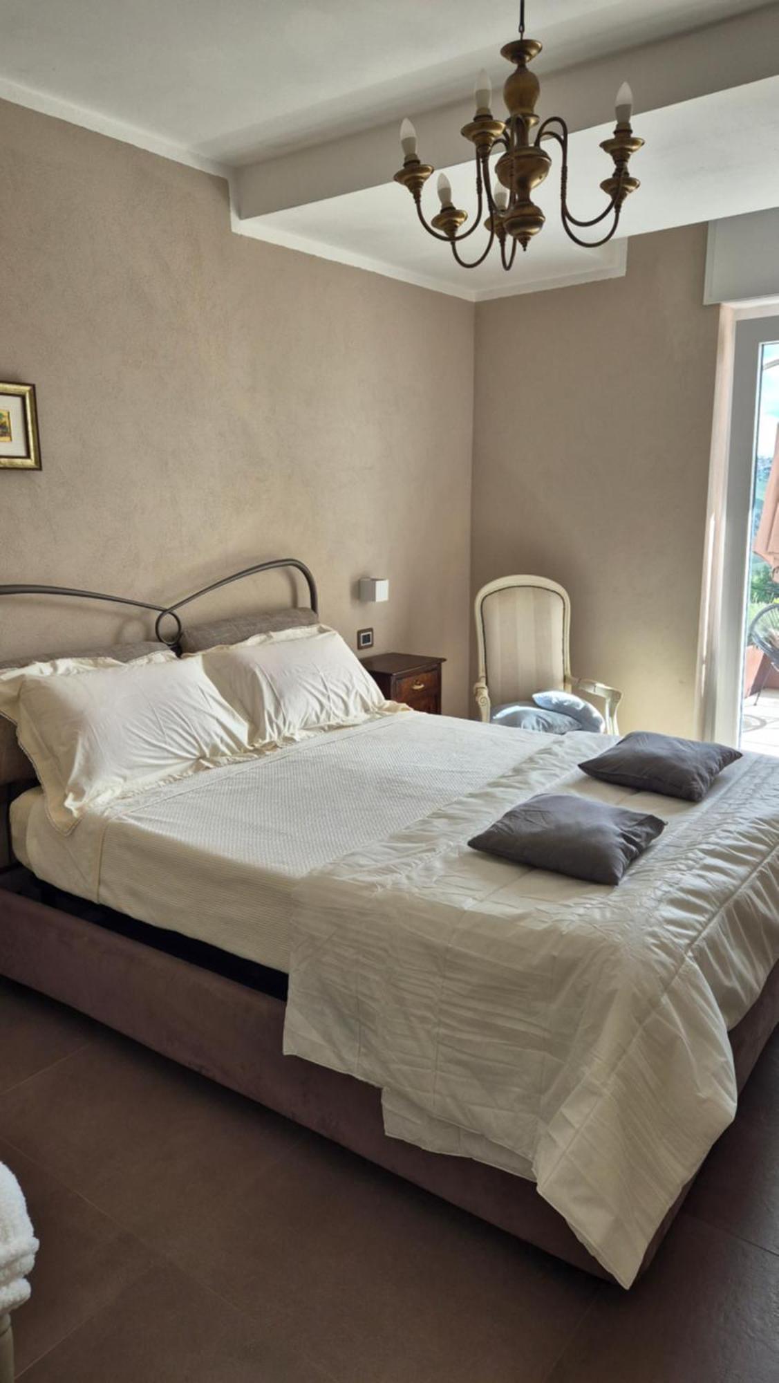 דירות אלבה Cicci House מראה חיצוני תמונה